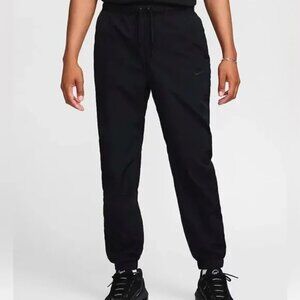 Nike Sportswear Tech Pants Men's Black Woven Tapered Joggers in Black FZ0758-010